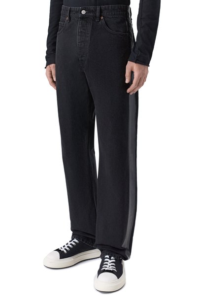 Джинсы MM6 черного цвета по цене 84650 руб., арт. SH2LA0035/S30743, фото 3 Джинсы MM6, арт. SH2LA0035/S30743, фото 3