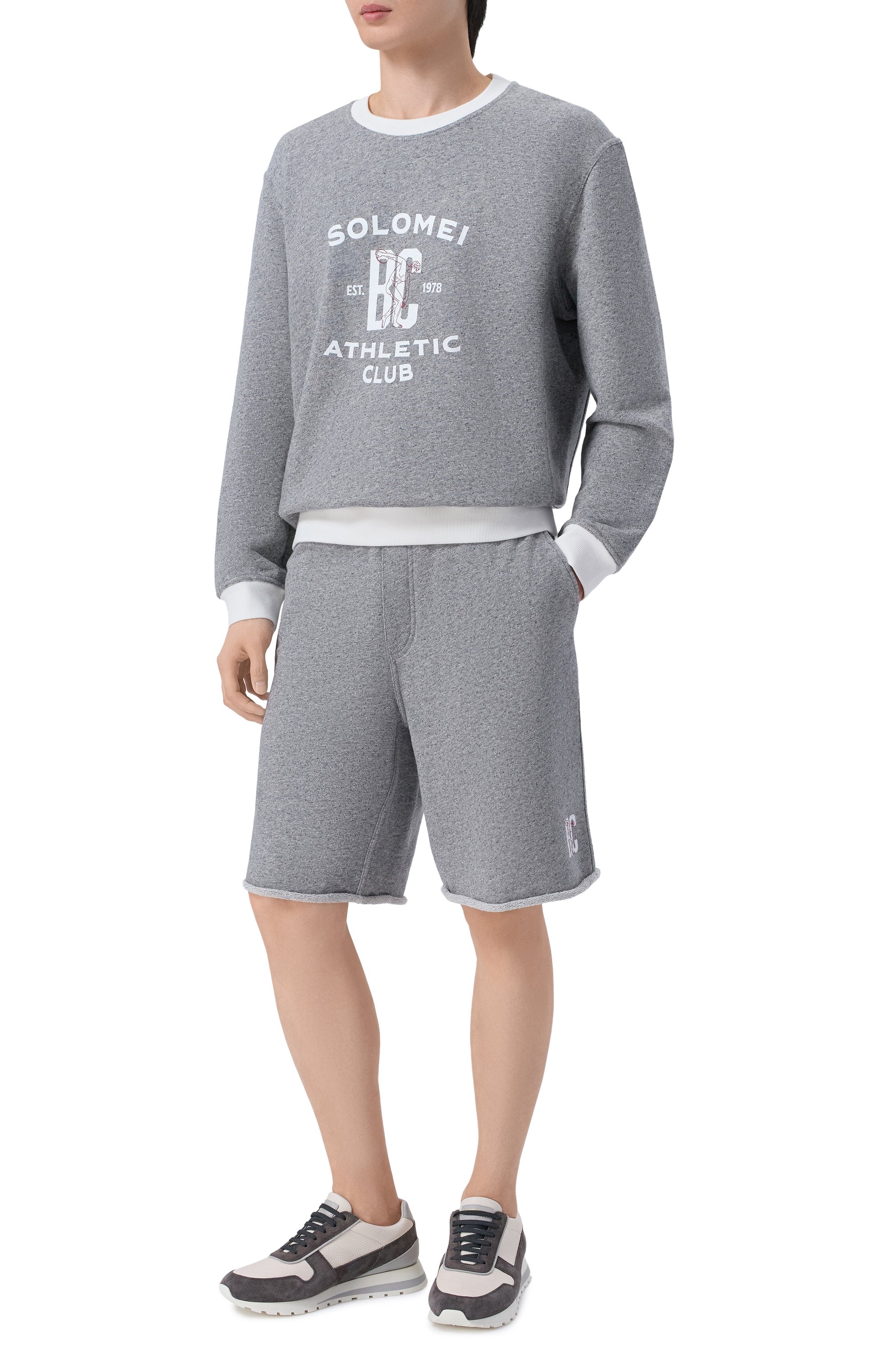 Шорты из хлопка и льна BRUNELLO CUCINELLI серого цвета по цене 123000 руб., арт. MR8313375G, фото 2 Шорты из хлопка и льна BRUNELLO CUCINELLI, арт. MR8313375G, фото 2