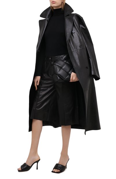 Кожаные мюли bv rubber lido BOTTEGA VENETA черного цвета по цене 66550 руб., арт. 639943/VBP30, фото 2 Кожаные мюли bv rubber lido BOTTEGA VENETA, арт. 639943/VBP30, фото 2