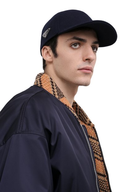 Шерстяная бейсболка PRADA темно-синего цвета по цене 55000 руб., арт. 2HC274-1UMT-F0124, фото 2 Шерстяная бейсболка PRADA, арт. 2HC274-1UMT-F0124, фото 2