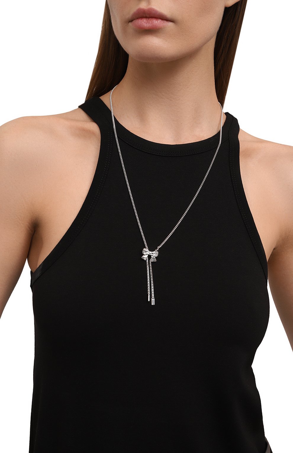 Подвеска на цепочке NUMBERING серебряного цвета по цене 19450 руб., арт. 5764, фото 2 Подвеска на цепочке NUMBERING, арт. 5764, фото 2