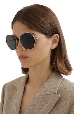 Женские солнцезащитные очки DIOR EYEWEAR золотого цвета, арт. DI0RSTELLAIRE8 DDB QT | Фото 2 (Тип очков: С/з; Региональные ограничения белый список (Axapta Mercury): RU, Не проставлено; Нос: Не проставлено; Оптика Гендер: оптика-женское; Очки форма: Бабочка)