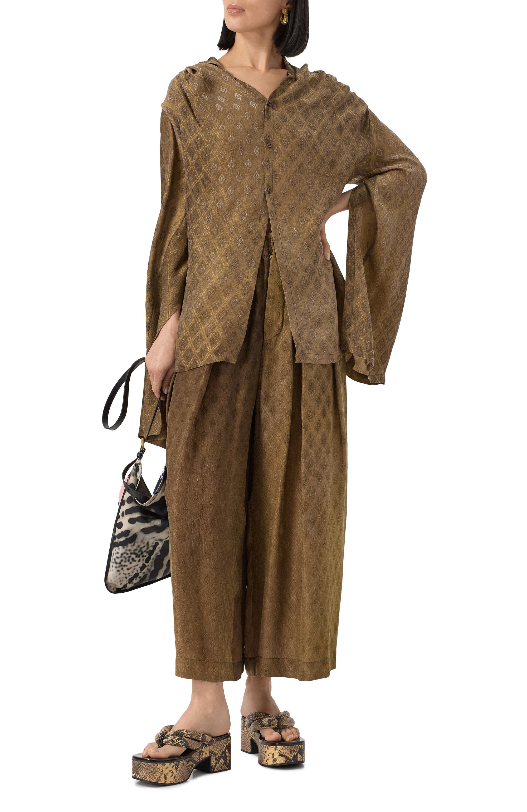 Блузка UMA WANG коричневого цвета по цене 132500 руб., арт. UW1043, фото 2 Блузка UMA WANG, арт. UW1043, фото 2