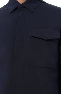 Мужская куртка MUST синего цвета, арт. DUEVILLE | Фото 5 (Кросс-КТ: Куртка, Ветровка; Рукава: Длинные; Материал внешний: Синтетический материал; Материал сплава: Проставлено; Материал подклада: Синтетический материал; Драгоценные камни: Проставлено; Длина (верхняя одежда): Короткие; Стили: Кэжуэл)