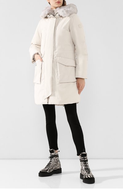 Парка military WOOLRICH белого цвета по цене 136500 руб., арт. WWCPS2814/UT0573, фото 2 Парка military WOOLRICH, арт. WWCPS2814/UT0573, фото 2