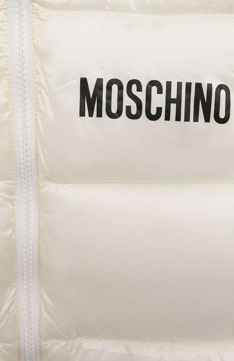 Мужского утепленный жилет MOSCHINO белого цвета, арт. H0S02K/L3A32/10A-14A | Фото 3 (Материал подклада: Синтетический материал; Материал внешний: Синтетический материал; Кросс-КТ: Утепленные; Нос: Не проставлено; Региональные ограничения белый список (Axapta Mercury): Не проставлено)