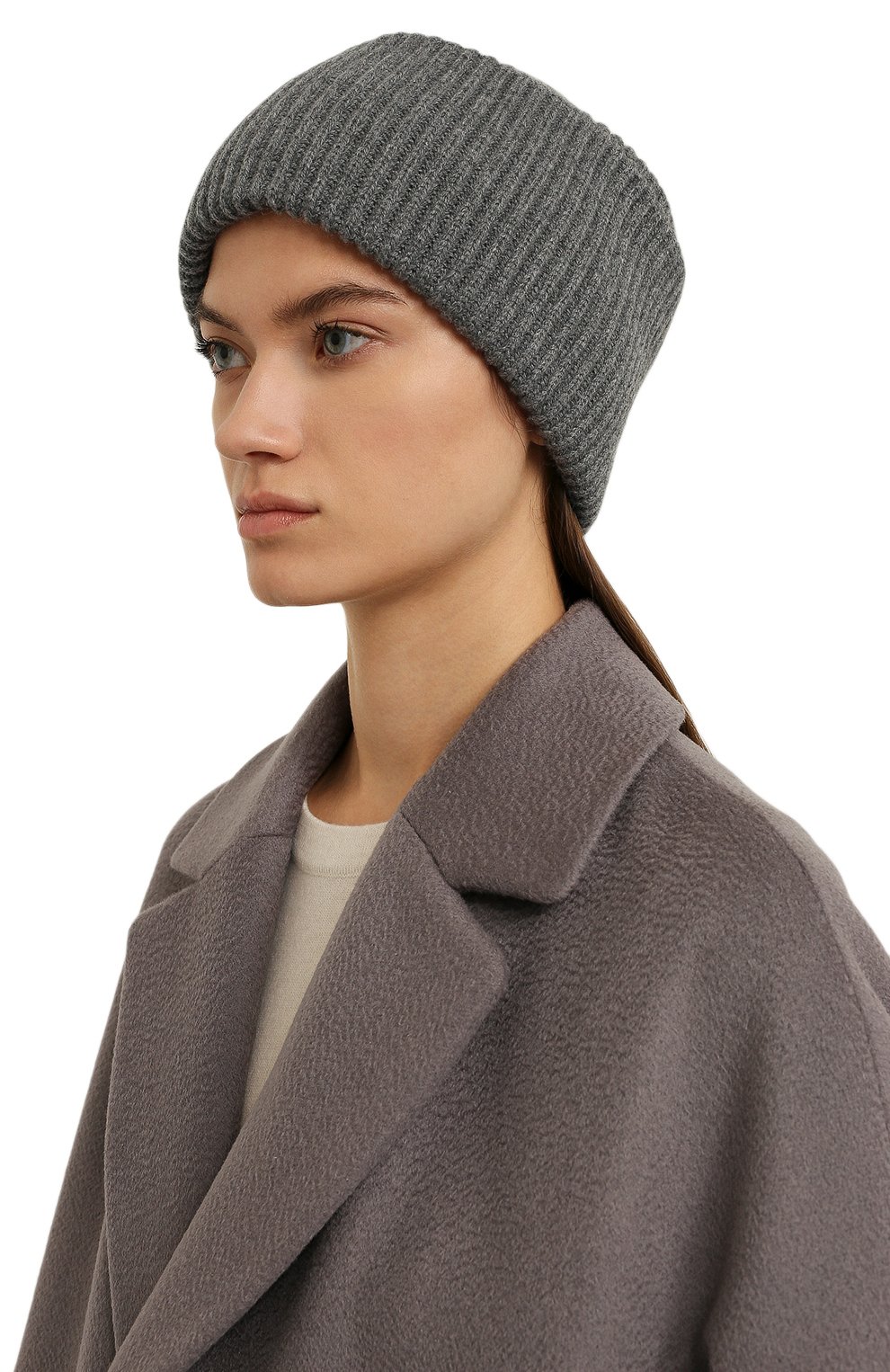 Шапка из шерсти и кашемира ADDICTED серого цвета по цене 17900 руб., арт. MK924, фото 2 Шапка из шерсти и кашемира ADDICTED, арт. MK924, фото 2