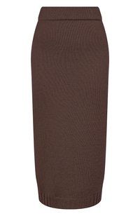 Коричневый