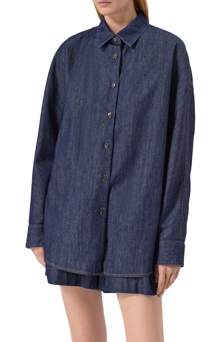 Женская джинсовая рубашка DRIES VAN NOTEN синего цвета, арт. 251-010729-1553 | Фото 3 (Рукава: Длинные; Длина (для топов): Удлиненные; Материал внешний: Хлопок, Деним; Кросс-КТ: костюм, Деним; Принт: Без принта; Стили: Кэжуэл; Женское Кросс-КТ: Рубашка-одежда; Автоматизация состава: Проставлено; Автоматизация ТО: Проставлено)
