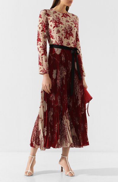 Платье REDVALENTINO бежевого цвета по цене 72700 руб., арт. SR0VAI23/4K1, фото 2 Платье REDVALENTINO, арт. SR0VAI23/4K1, фото 2