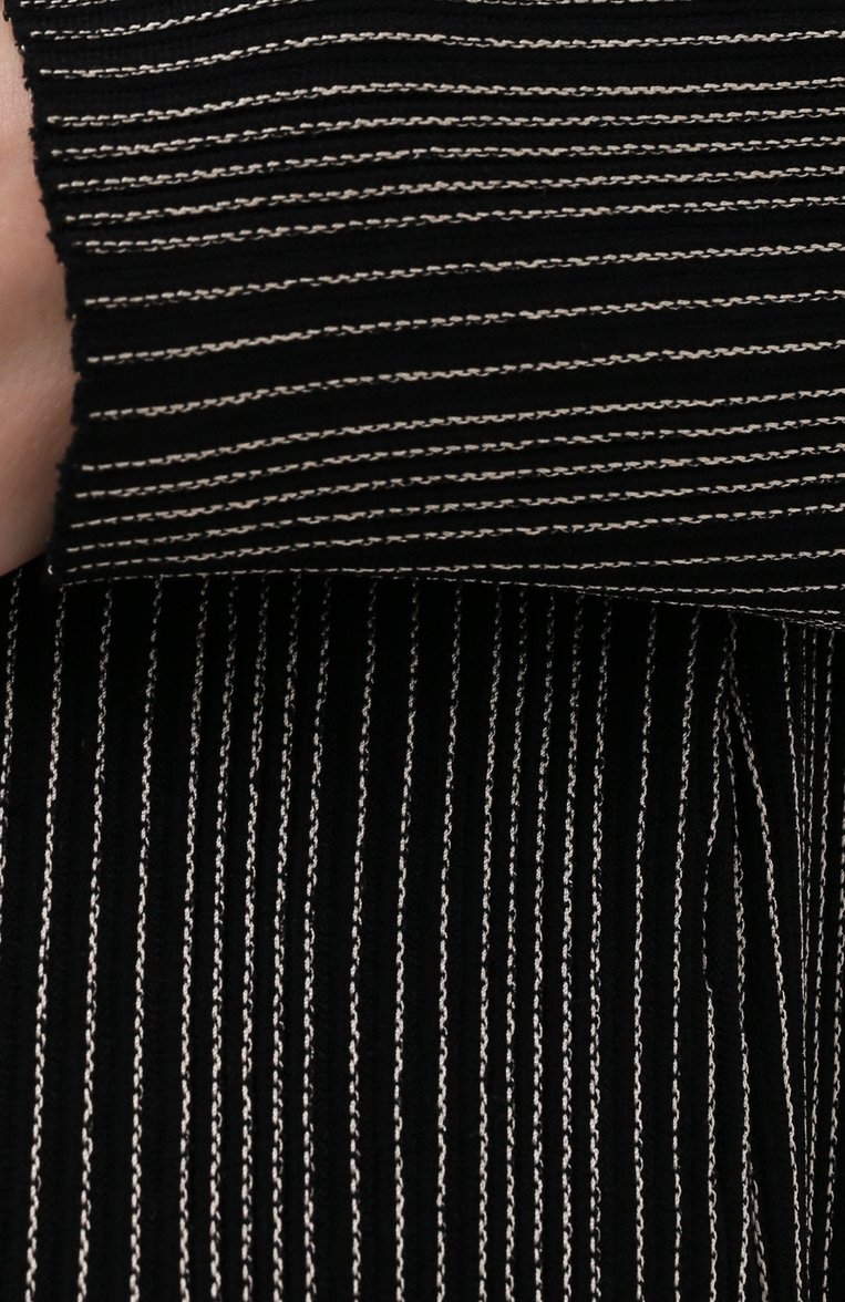 Женский жакет из вискозы GIORGIO ARMANI черного цвета, арт. 6HAG09/AM30Z | Фото 5 (Материал внешний: Вискоза; Женское Кросс-КТ: Жакет-одежда; Случай: Формальный; Длина (для топов): Стандартные; Рукава: Длинные; 1-2-бортные: Однобортные)