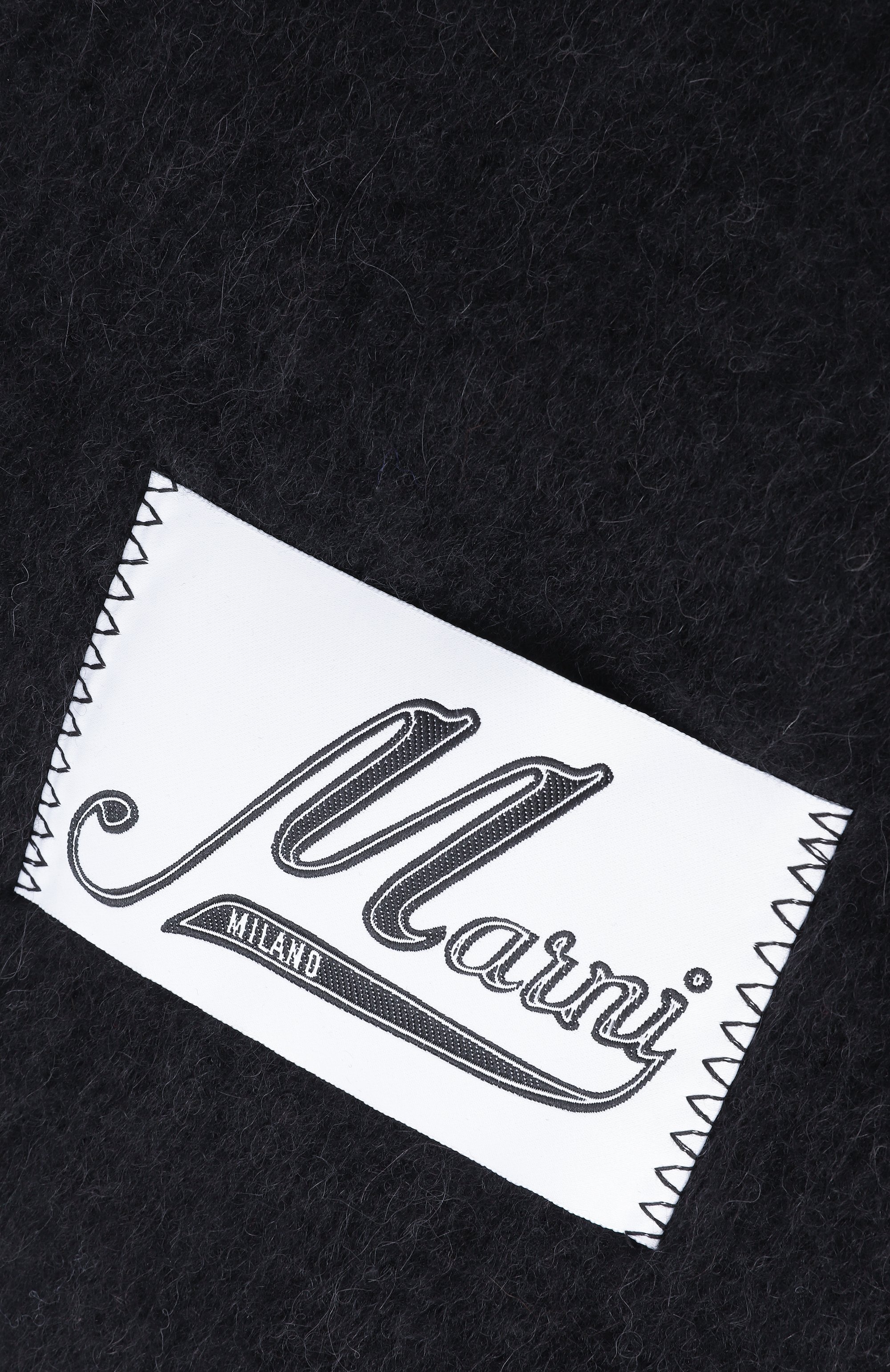 Шерстяной шарф MARNI черного цвета по цене 42450 руб., арт. SCMC0059Y0/UTW918, фото 4 Шерстяной шарф MARNI, арт. SCMC0059Y0/UTW918, фото 4