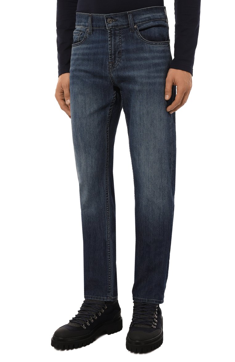 Мужские джинсы slimmy 7 FOR ALL MANKIND темно-синего цвета, арт. JSMS83L0MI | Фото 3 (Длина (брюки, джинсы): Стандартные; Материал внешний: Хлопок, Деним, Синтетический материал; Силуэт М (брюки): Прямые; Кросс-КТ: Деним; Детали: Делаве; Стили: Повседневный; Автоматизация ТО: Проставлено; Автоматизация состава: Проставлено)