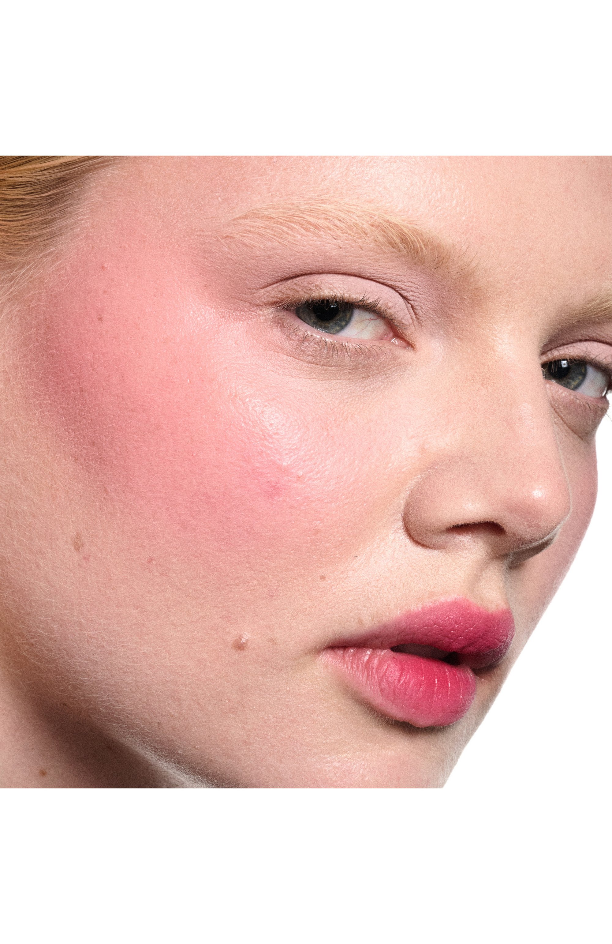 Муссовый тинт для губ и щек powder kiss lip+cheek mousse, оттенок billion $ smile (5ml) MAC, арт. SAND-02, фото 3