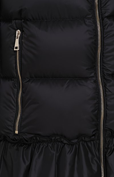 Стеганый пуховик с воротником-стойкой MONCLER черного цвета по цене 99500 руб., арт. C2-093-46384-49-53048, фото 5 Стеганый пуховик с воротником-стойкой MONCLER, арт. C2-093-46384-49-53048, фото 5