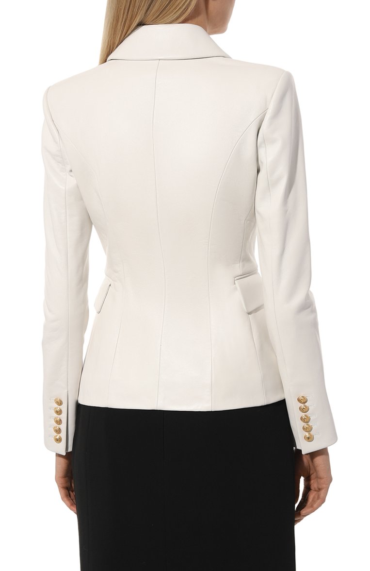 Женский кожаный жакет BALMAIN белого цвета, арт. XF0SG000LB26 | Фото 4 (Материал внешний: Натуральная кожа; Материал подклада: Вискоза; Рукава: Длинные; 1-2-бортные: Двубортные; Женское Кросс-КТ: Жакет-одежда; Случай: Повседневный; Стили: Кэжуэл; Длина (для топов): Стандартные)