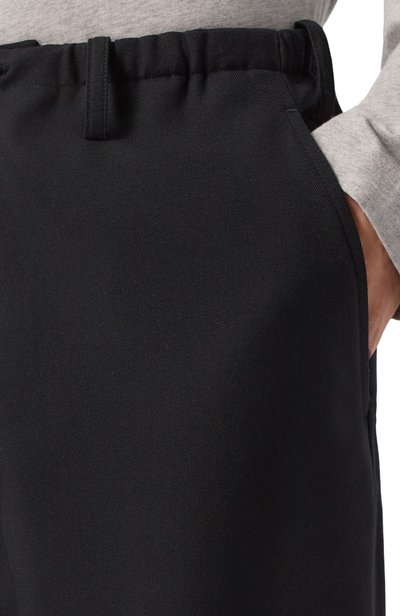 Шерстяные брюки DRIES VAN NOTEN черного цвета по цене 123500 руб., арт. 262-020920/4265, фото 5 Шерстяные брюки DRIES VAN NOTEN, арт. 262-020920/4265, фото 5