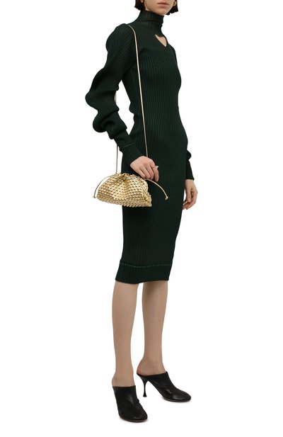 Клатч pouch mini BOTTEGA VENETA золотого цвета по цене 104000 руб., арт. 666790/V12K1, фото 3 Клатч pouch mini BOTTEGA VENETA, арт. 666790/V12K1, фото 3