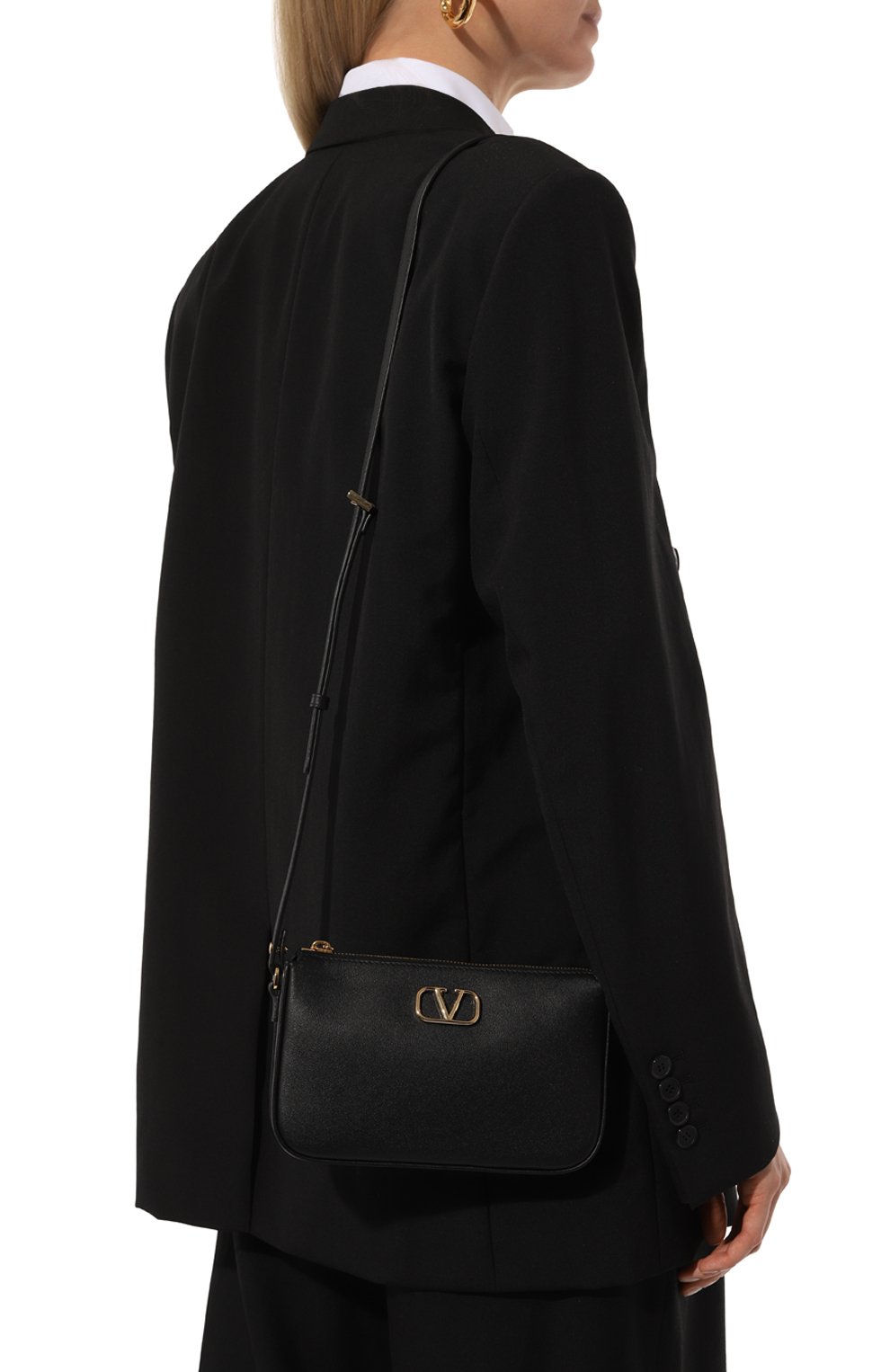 Сумка vlogo signature mini VALENTINO черного цвета по цене 126500 руб., арт. 5W2P0AA9/MIM, фото 2 Сумка vlogo signature mini VALENTINO, арт. 5W2P0AA9/MIM, фото 2