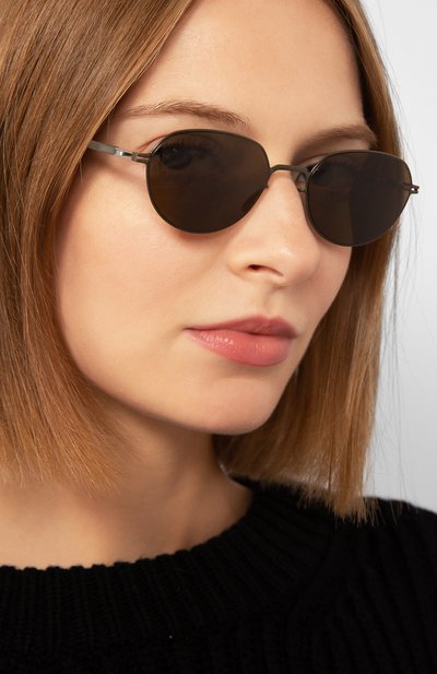 Солнцезащитные очки MAISON MARGIELA черного цвета по цене 36800 руб., арт. MMESSE 024/195, фото 2 Солнцезащитные очки MAISON MARGIELA, арт. MMESSE 024/195, фото 2