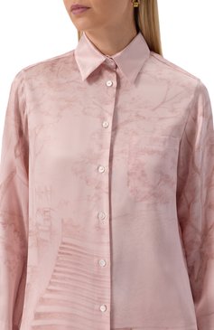 Женская атласная рубашка KITON розового цвета, арт. D58460K0926E10 | Фото 5 (Длина (для топов): Удлиненные; Рукава: Длинные; Материал внешний: Шелк; Принт: С принтом; Стили: Кэжуэл; Женское Кросс-КТ: Рубашка-одежда)