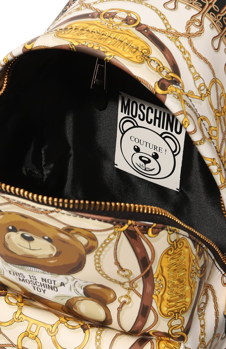 Женский рюкзак MOSCHINO бежевого цвета, арт. A7611/8023 | Фото 5 (Размер: medium; Материал: Натуральная кожа; Стили: Кэжуэл; Нос: Не проставлено)