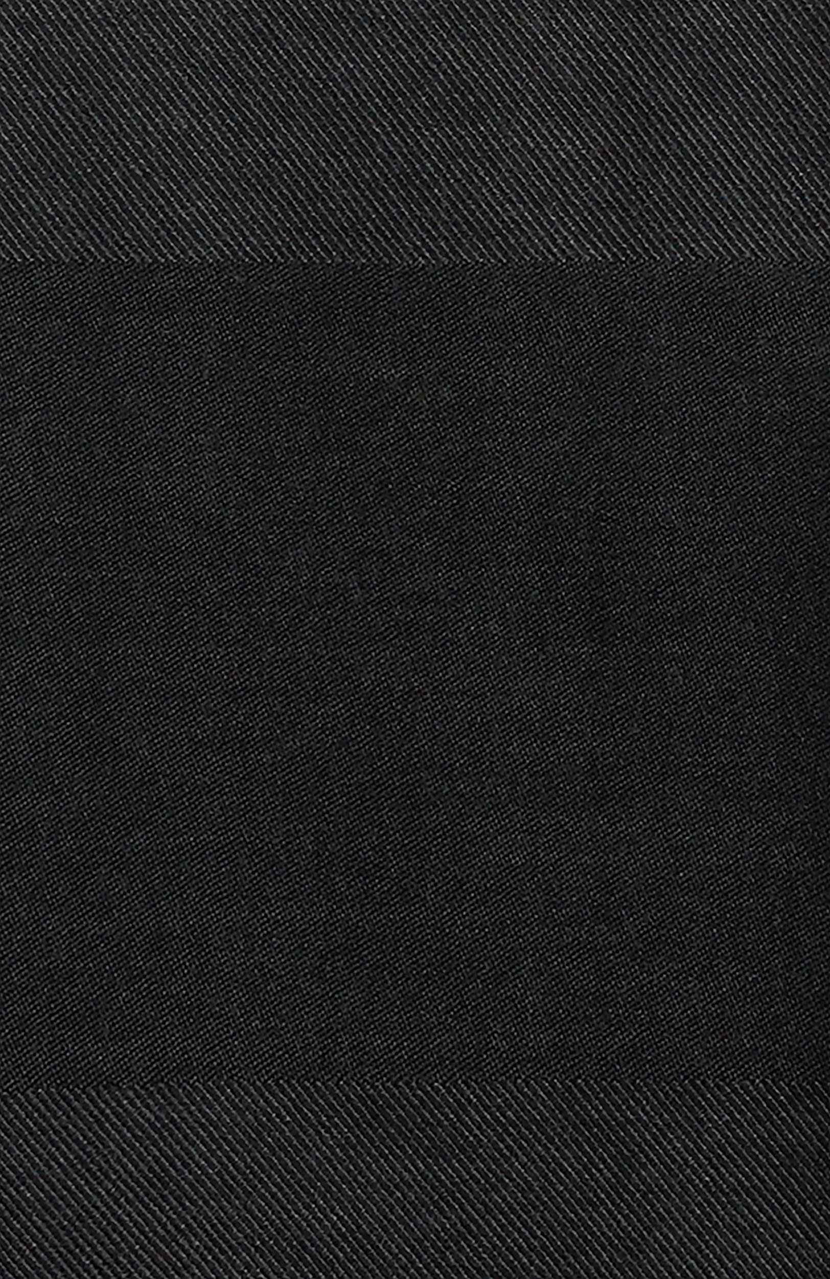 Шарф из кашемира и шелка ANDREA CAMPAGNA темно-серого цвета по цене 52800 руб., арт. SX5581/CM.160, фото 2 Шарф из кашемира и шелка ANDREA CAMPAGNA, арт. SX5581/CM.160, фото 2