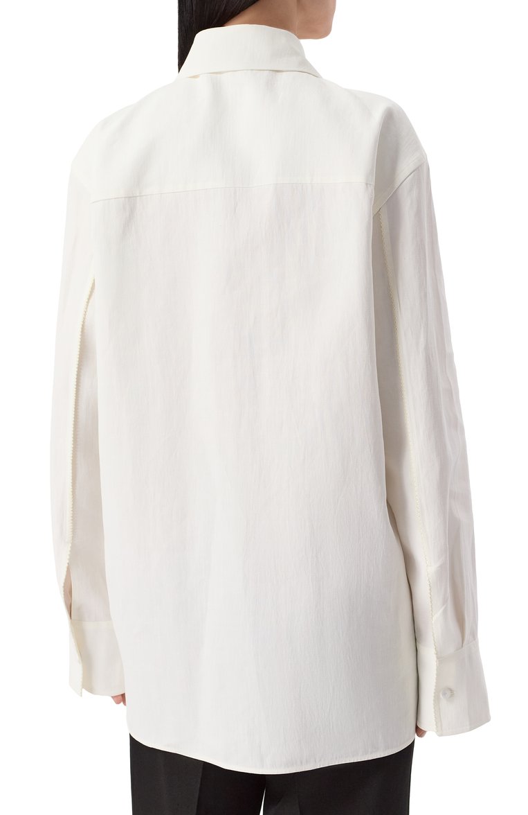 Женская льняная рубашка JIL SANDER белого цвета, арт. J02DL0224-J60001 | Фото 4 (Рукава: Длинные; Автоматизация ТО: Проставлено; Материал внешний: Лен; Автоматизация состава: Проставлено; Длина (для топов): Удлиненные; Принт: Без принта; Женское Кросс-КТ: Рубашка-одежда; Стили: Кэжуэл; Детали: Без декора)