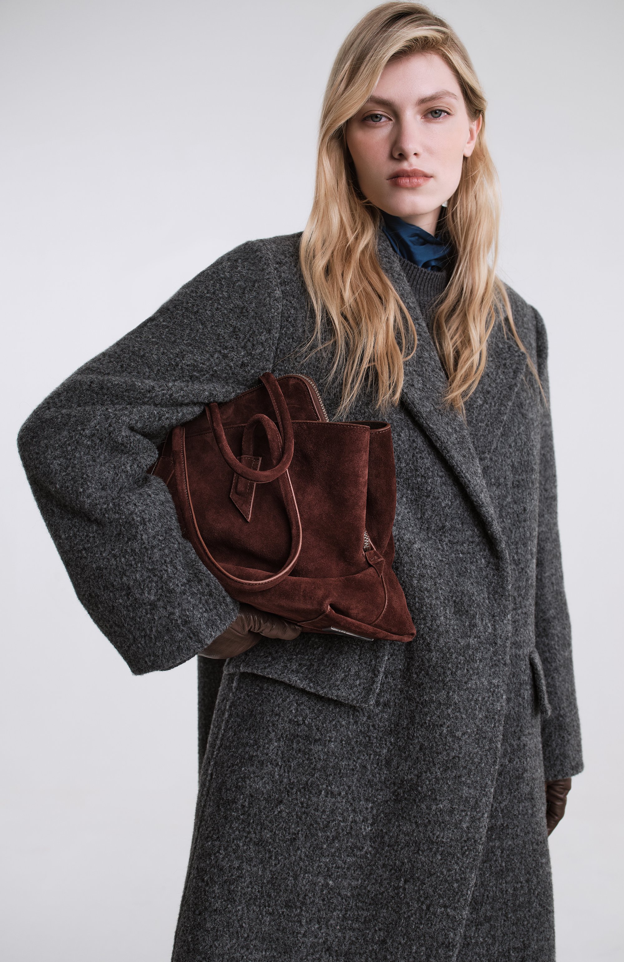 Сумка la passeggiata medium THE ATTICO темно-коричневого цвета по цене 213000 руб., арт. 250WAH00054/LBT007AA, фото 8 Сумка la passeggiata medium THE ATTICO, арт. 250WAH00054/LBT007AA, фото 8