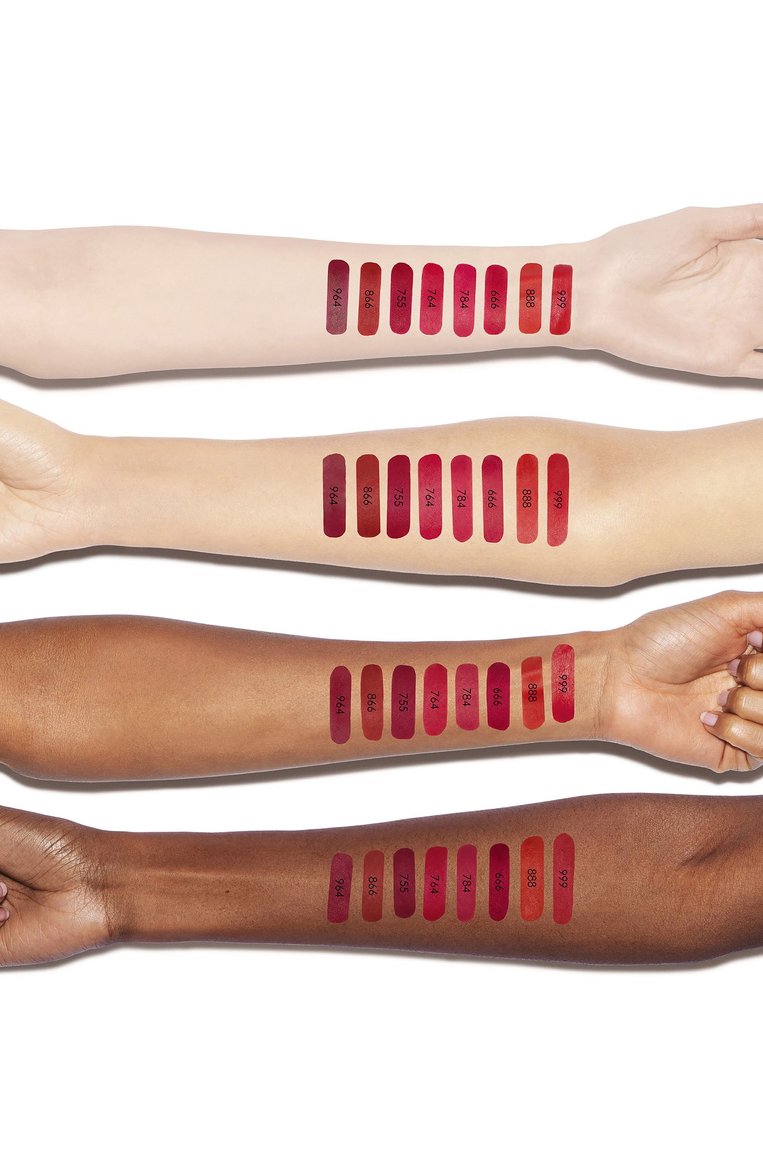 Помада для губ с вельветовым финишем rouge dior, оттенок 784 красная роза (3,5g) DIOR, арт. C035600784, фото 1
