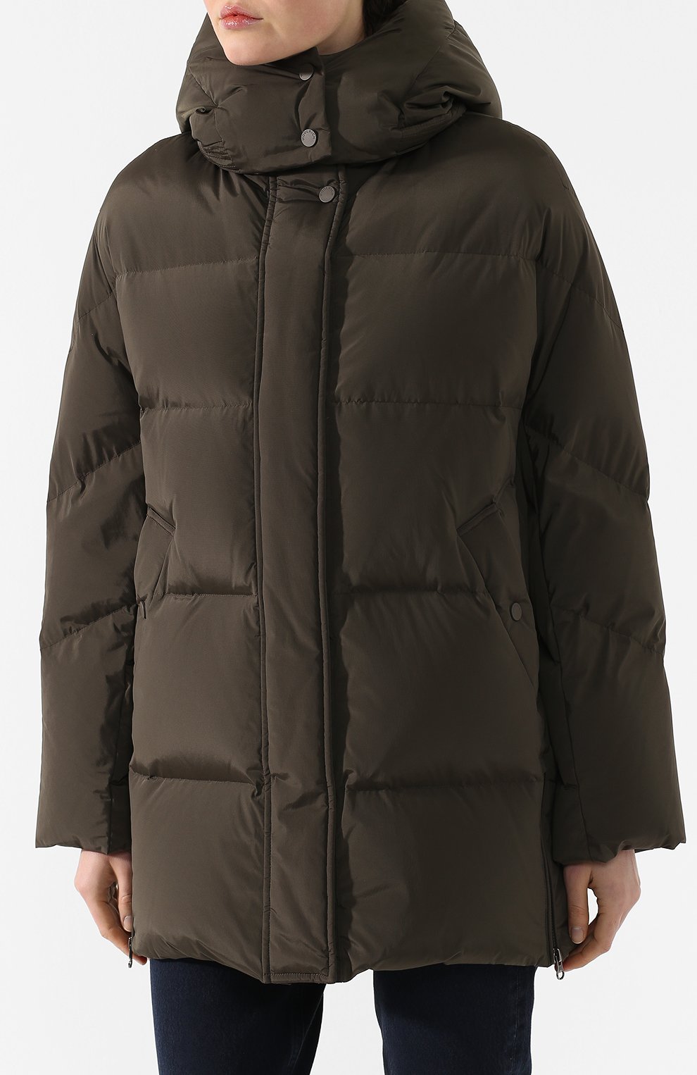 Стеганый пуховик с капюшоном WOOLRICH хаки цвета по цене 72250 руб., арт. WWCPS2599/PD40, фото 3 Стеганый пуховик с капюшоном WOOLRICH, арт. WWCPS2599/PD40, фото 3