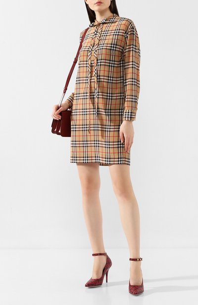 Шелковое платье BURBERRY бежевого цвета по цене 148500 руб., арт. 8014299, фото 2 Шелковое платье BURBERRY, арт. 8014299, фото 2