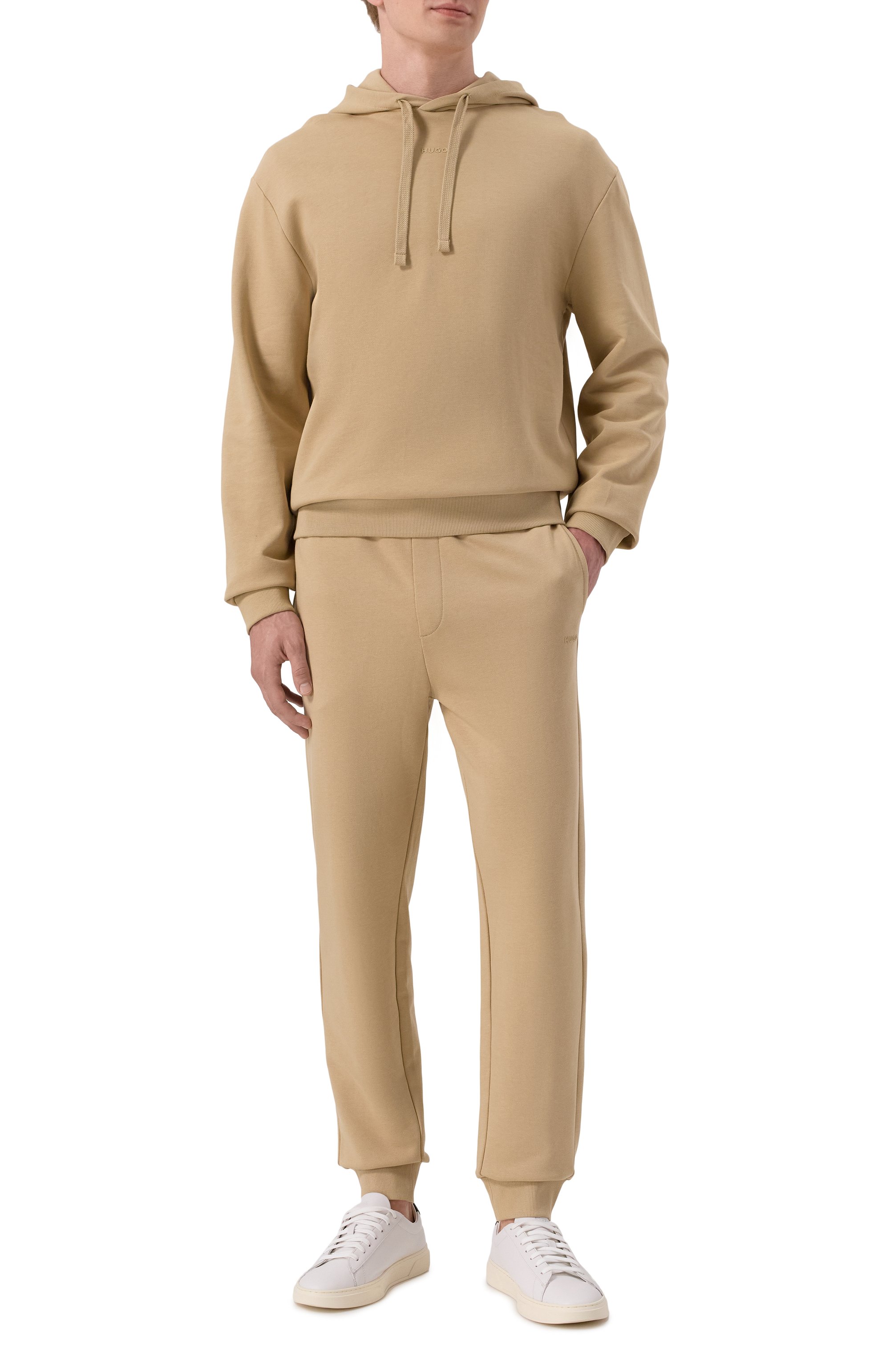 Хлопковый спортивный костюм HUGO бежевого цвета по цене 23950 руб., арт. 50492581, фото 1 Хлопковый спортивный костюм HUGO, арт. 50492581, фото 1