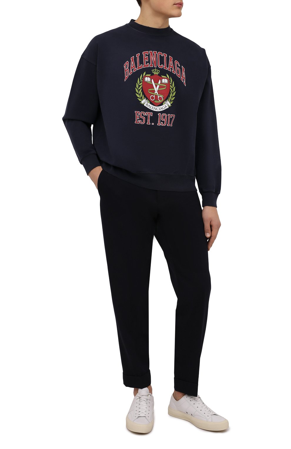Хлопковый свитшот BALENCIAGA синего цвета по цене 111000 руб., арт. 676629/TLV90, фото 2 Хлопковый свитшот BALENCIAGA, арт. 676629/TLV90, фото 2