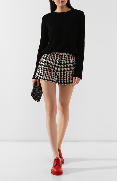 Шерстяные шорты REDVALENTINO разноцветного цвета по цене 23150 руб., арт. SR3RFB35/499, фото 2 Шерстяные шорты REDVALENTINO, арт. SR3RFB35/499, фото 2