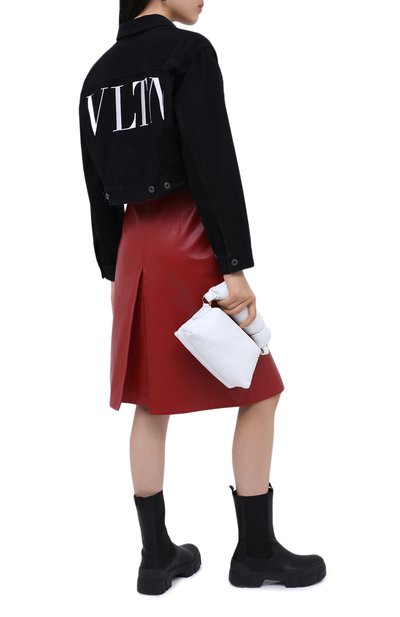 Джинсовая куртка VALENTINO черного цвета по цене 181500 руб., арт. UB3DC01X45J, фото 2 Джинсовая куртка VALENTINO, арт. UB3DC01X45J, фото 2