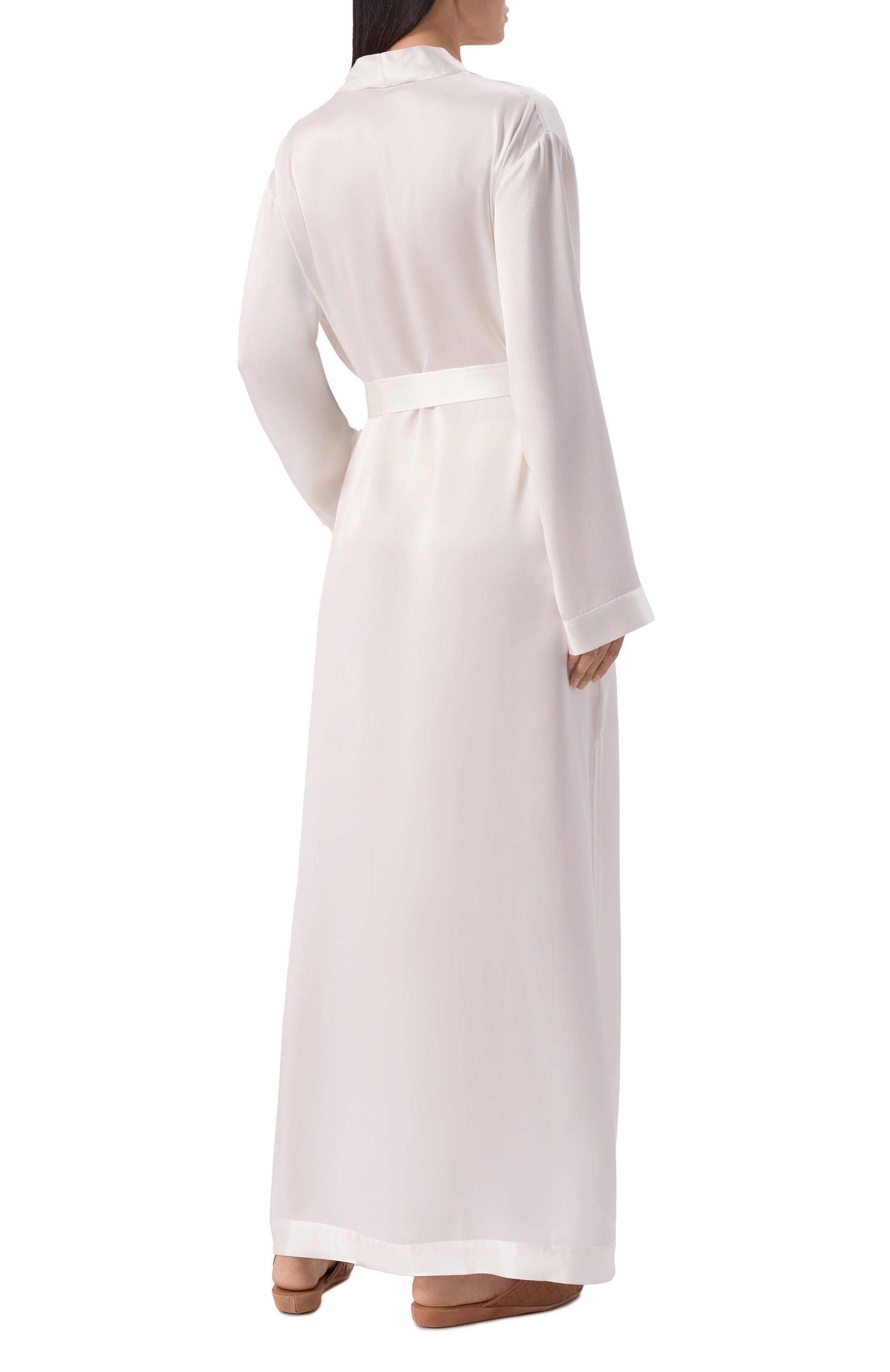 Шелковый халат LIVY белого цвета по цене 95360 руб., арт. 655266108, фото 4 Шелковый халат LIVY, арт. 655266108, фото 4