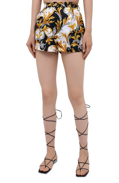 Шорты VERSACE разноцветного цвета по цене 77650 руб., арт. A85704/A235433, фото 3 Шорты VERSACE, арт. A85704/A235433, фото 3