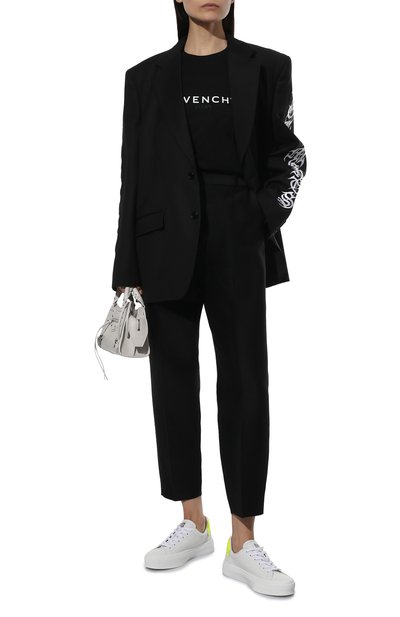 Хлопковая футболка GIVENCHY черного цвета по цене 42900 руб., арт. BW707Y3Z5W, фото 2 Хлопковая футболка GIVENCHY, арт. BW707Y3Z5W, фото 2