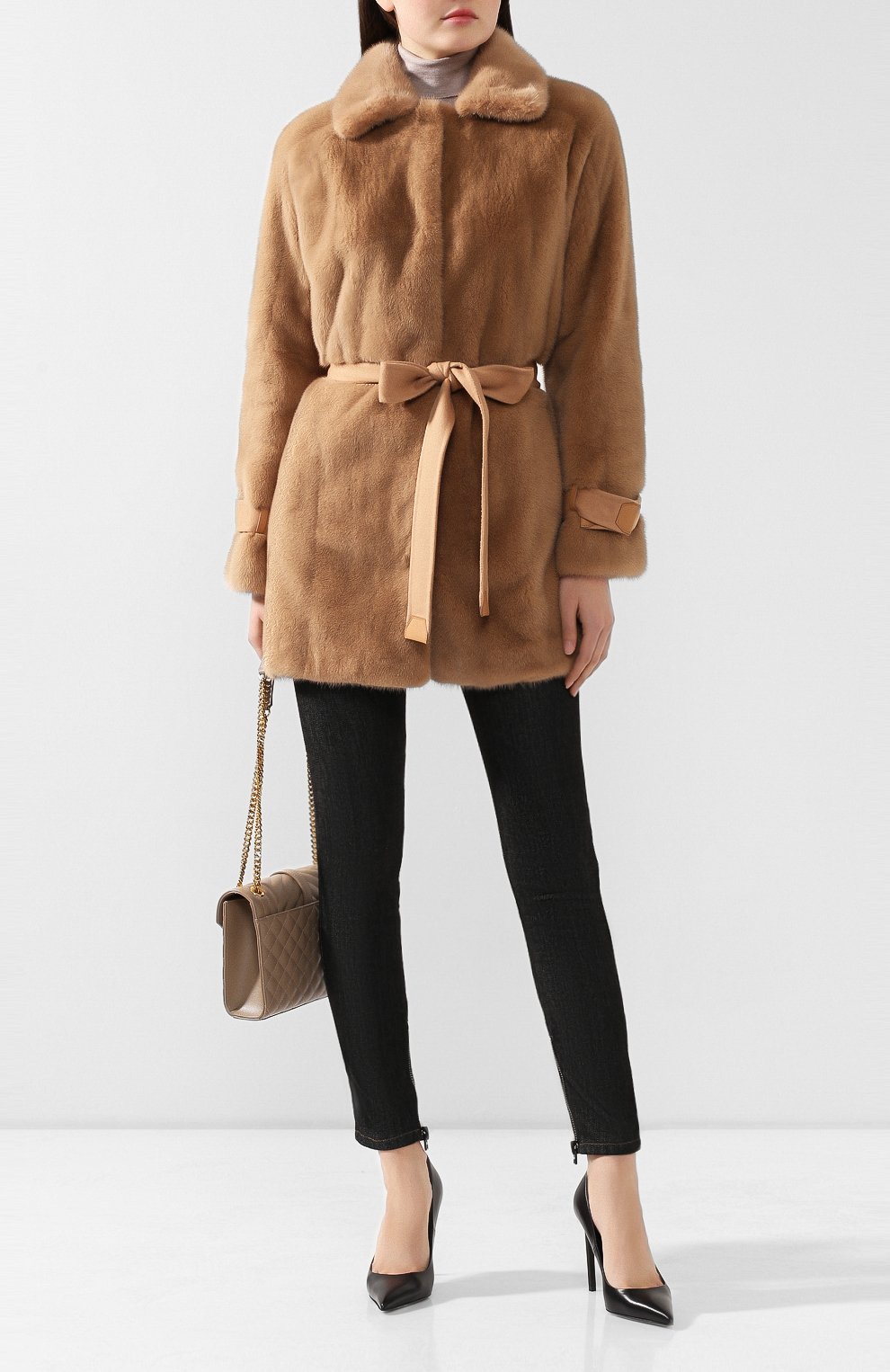 Шуба из норки LORO PIANA бежевого цвета по цене 2640000 руб., арт. FAI8601, фото 2 Шуба из норки LORO PIANA, арт. FAI8601, фото 2