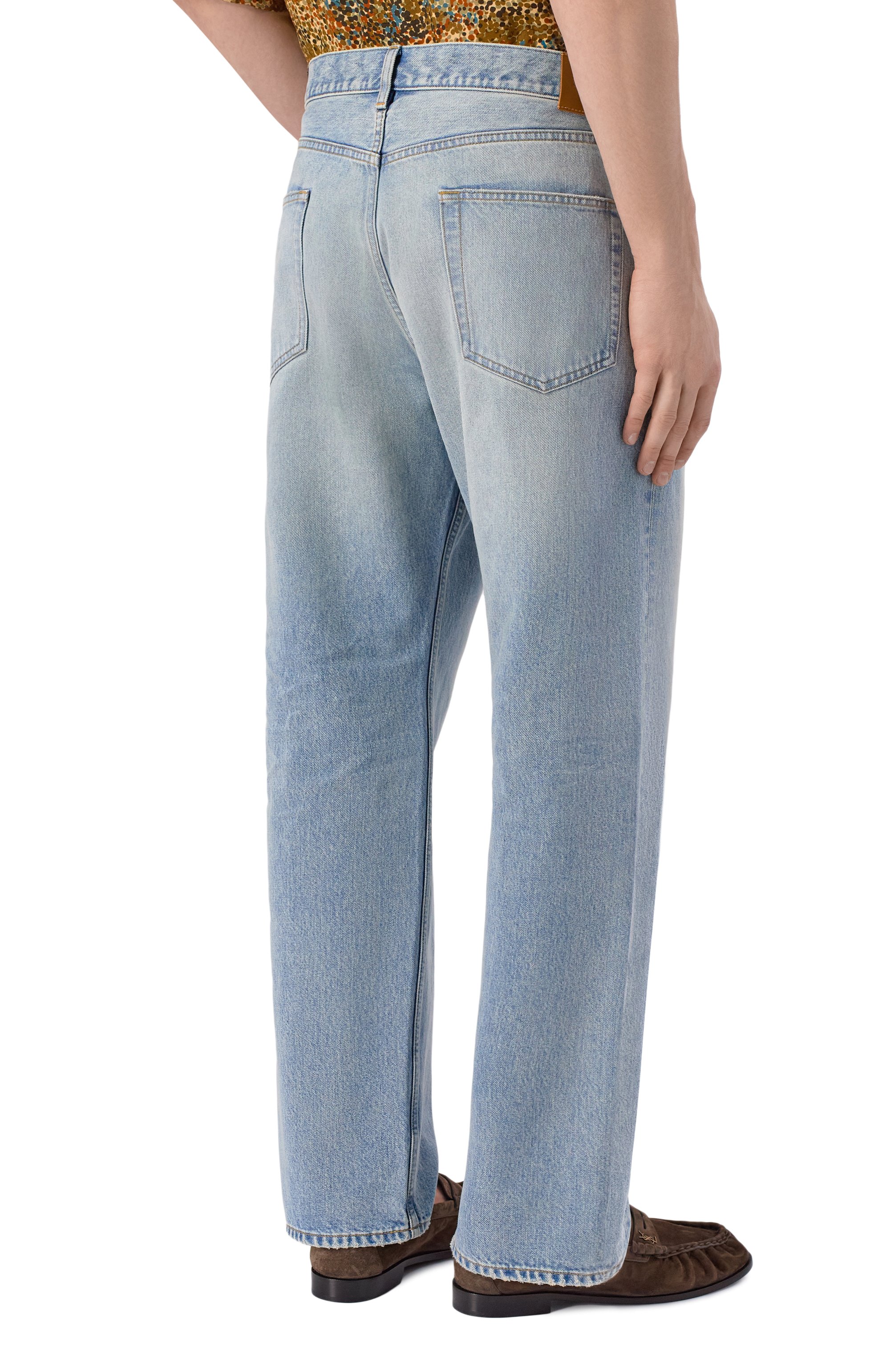 Джинсы SAINT LAURENT голубого цвета по цене 147500 руб., арт. 795478/Y35AQ, фото 4 Джинсы SAINT LAURENT, арт. 795478/Y35AQ, фото 4