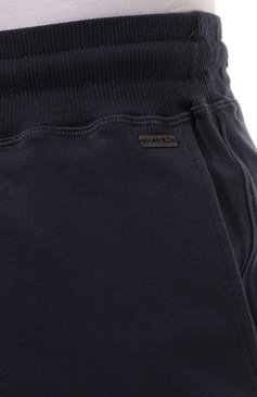 Мужские хлопковые шорты HANRO темно-синего цвета, арт. 075070. | Фото 5 (Кросс-КТ: домашняя одежда; Материал сплава: Проставлено; Нос: Не проставлено; Материал внешний: Хлопок)