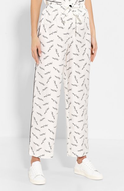 Шелковые брюки MARC JACOBS (THE) молочного цвета по цене 52750 руб., арт. M4007919, фото 3 Шелковые брюки MARC JACOBS (THE), арт. M4007919, фото 3