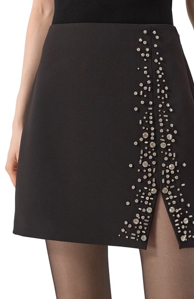 Юбка с отделкой стразами LIU JO черного цвета по цене 36490 руб., арт. CA5084T2527, фото 5 Юбка с отделкой стразами LIU JO, арт. CA5084T2527, фото 5