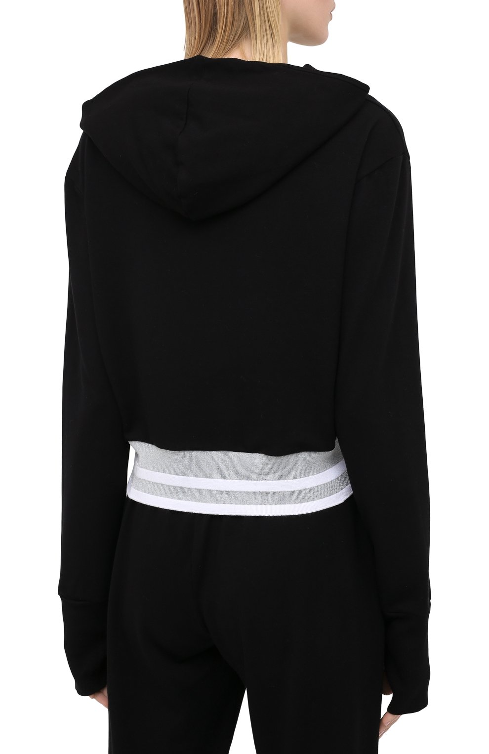 Худи HEROINE SPORT черно-белого цвета по цене 13150 руб., арт. HS-2-098/SUMMER 2020, фото 4 Худи HEROINE SPORT, арт. HS-2-098/SUMMER 2020, фото 4