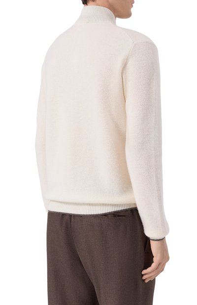 Кашемировый джемпер ANDREA CAMPAGNA белого цвета по цене 128500 руб., арт. WU26WS310-07-FWS263, фото 4 Кашемировый джемпер ANDREA CAMPAGNA, арт. WU26WS310-07-FWS263, фото 4