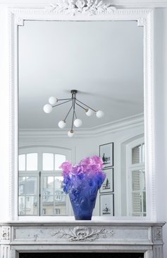 Ваза magnum roses DAUM синего цвета, арт. 05106-10 | Фото 2 (Коллекция: Roses; Региональные ограничения белый список (Axapta Mercury): Не проставлено; Нос: Не проставлено; Ограничения доставки: fragile-2)