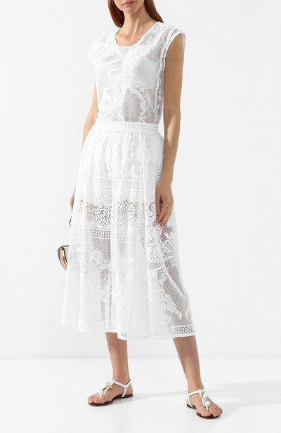 Хлопковые брюки DOLCE & GABBANA белого цвета по цене 93900 руб., арт. FTBDRZ/HHMBC, фото 2 Хлопковые брюки DOLCE & GABBANA, арт. FTBDRZ/HHMBC, фото 2