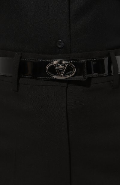 Кожаный ремень VALENTINO черного цвета по цене 68600 руб., арт. 5W0T0SL1/CNR, фото 2 Кожаный ремень VALENTINO, арт. 5W0T0SL1/CNR, фото 2