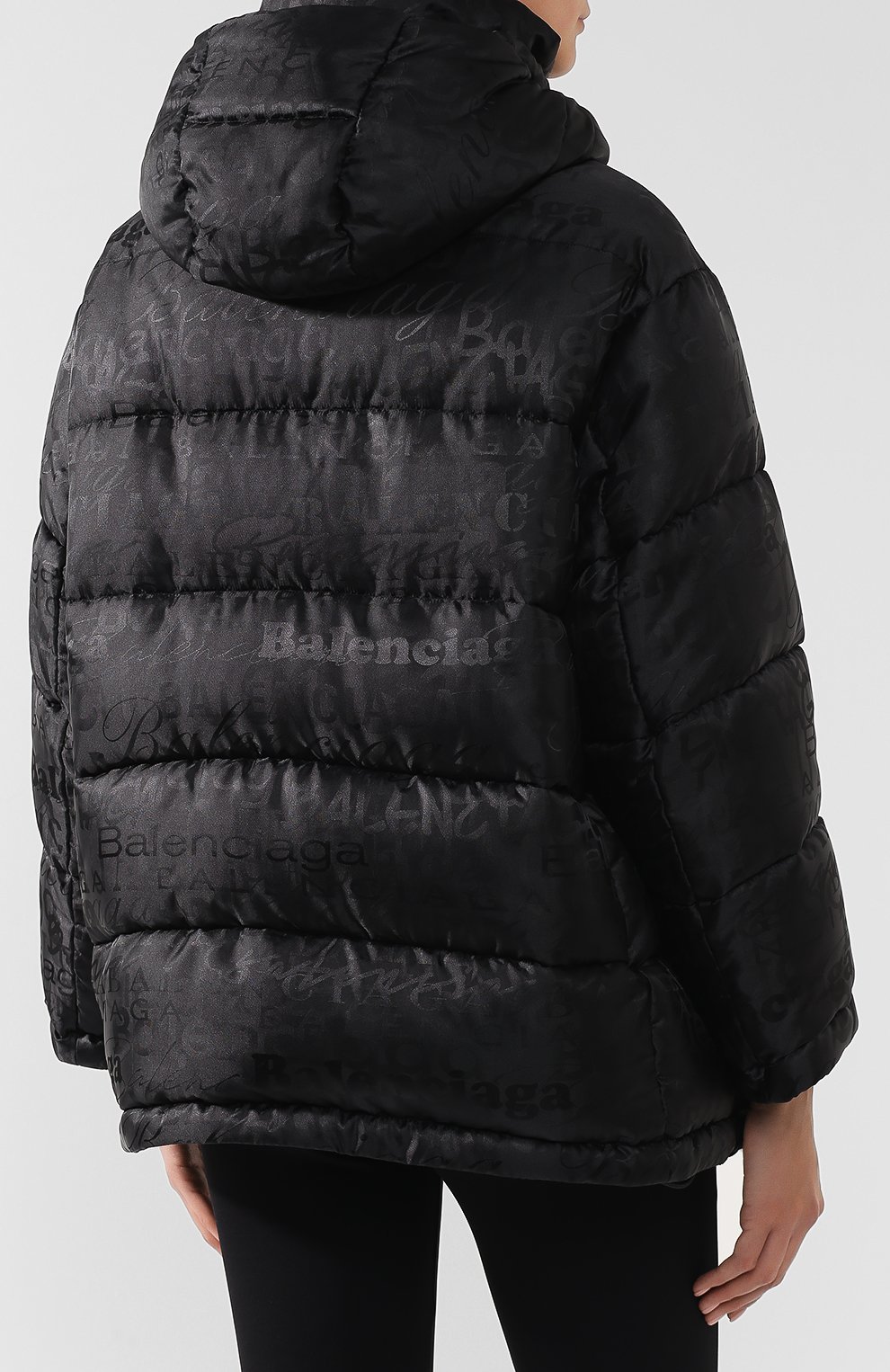 Пуховик BALENCIAGA черного цвета по цене 151000 руб., арт. 555346/TF006, фото 4 Пуховик BALENCIAGA, арт. 555346/TF006, фото 4